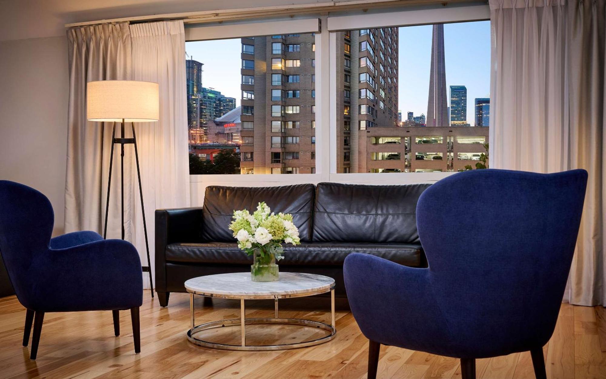Radisson Blu Toronto Downtown Hotel Bagian luar foto