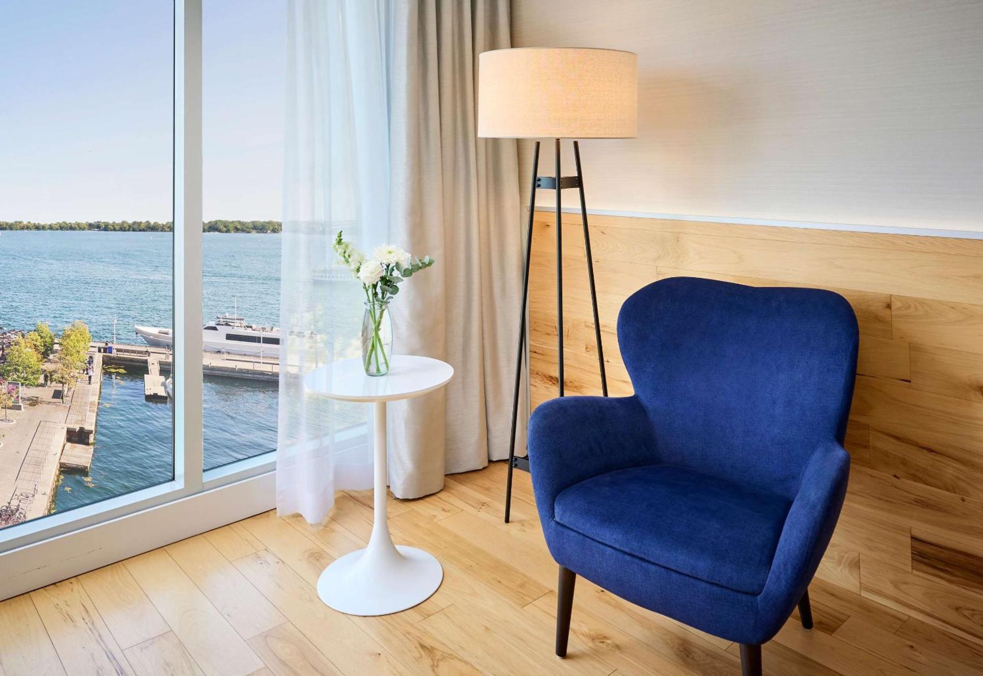 Radisson Blu Toronto Downtown Hotel Bagian luar foto