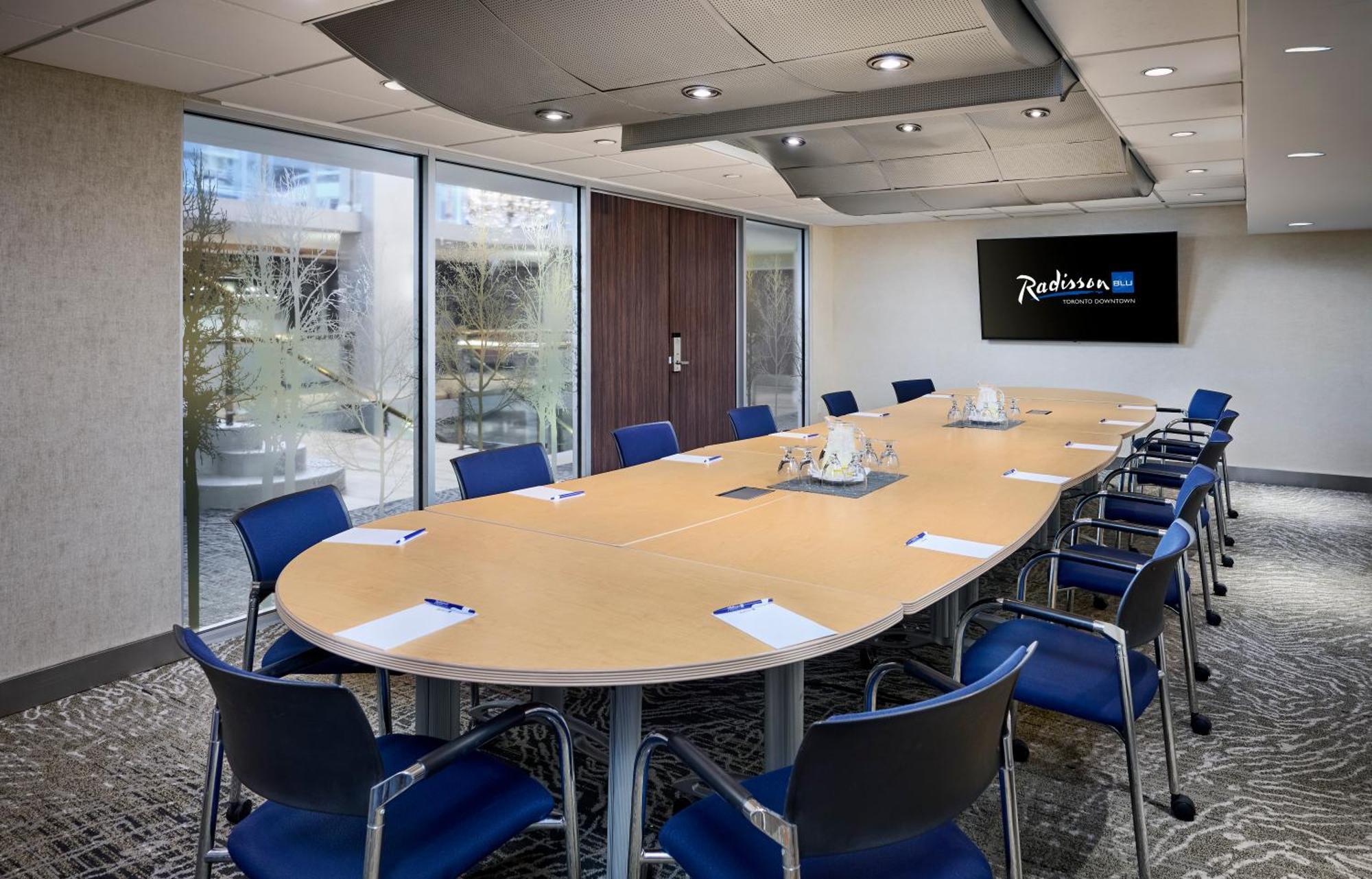 Radisson Blu Toronto Downtown Hotel Bagian luar foto