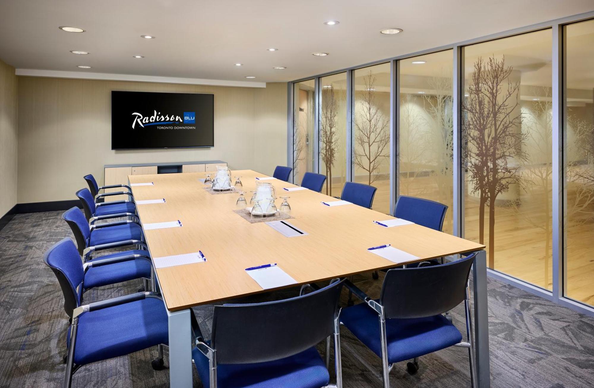 Radisson Blu Toronto Downtown Hotel Bagian luar foto